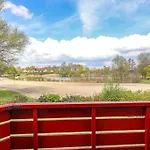 Gezellige Vakantiewoning Aan Het Water In - Recreational Only No Workers Vakantiehuis