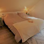 Gezellige Vakantiewoning Aan Het Water In - Recreational Only No Workers Vakantiehuis