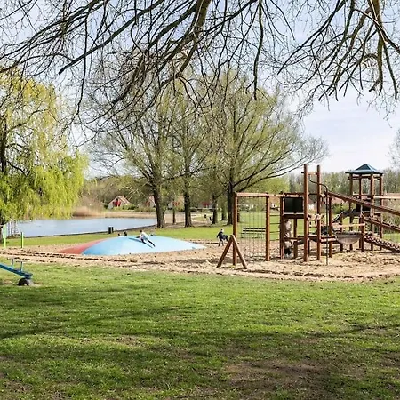 Gezellige Vakantiewoning Aan Het Water In - Recreational Only No Workers * Ewijk