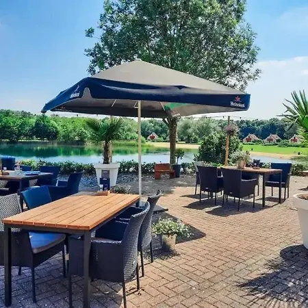 Gezellige Vakantiewoning Aan Het Water In - Recreational Only No Workers