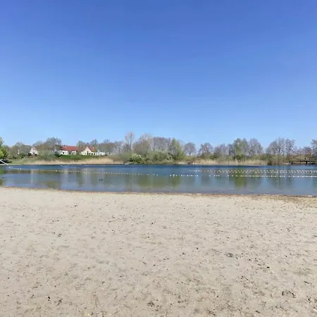 Semesterbostad Gezellige Vakantiewoning Aan Het Water In - Recreational Only No Workers