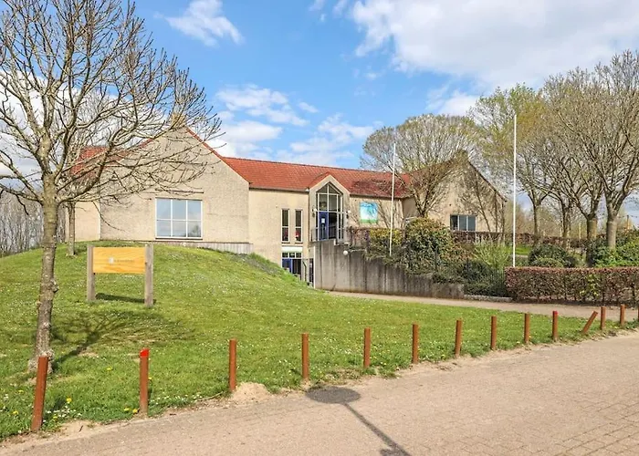 Semesterbostad Gezellige Vakantiewoning Aan Het Water In - Recreational Only No Workers Ewijk