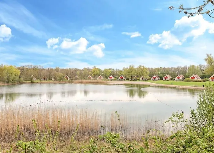 Gezellige Vakantiewoning Aan Het Water In - Recreational Only No Workers Semesterbostad Ewijk