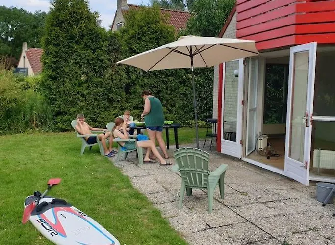 Gezellige Vakantiewoning Aan Het Water In - Recreational Only No Workers Ewijk