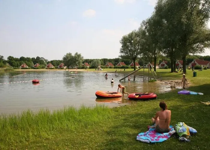 Gezellige Vakantiewoning Aan Het Water In - Recreational Only No Workers *