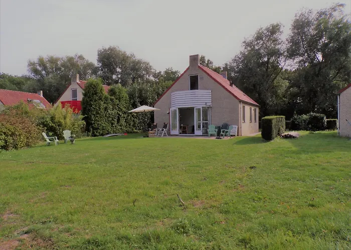 Semesterbostad Gezellige Vakantiewoning Aan Het Water In - Recreational Only No Workers *