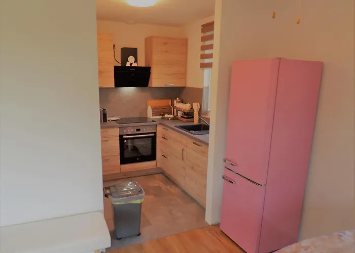 Gezellige Vakantiewoning Aan Het Water In - Recreational Only No Workers Semesterbostad *