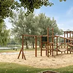 Gezellige Vakantiewoning Aan Het Water In - Recreational Only No Workers 펜션 Ewijk
