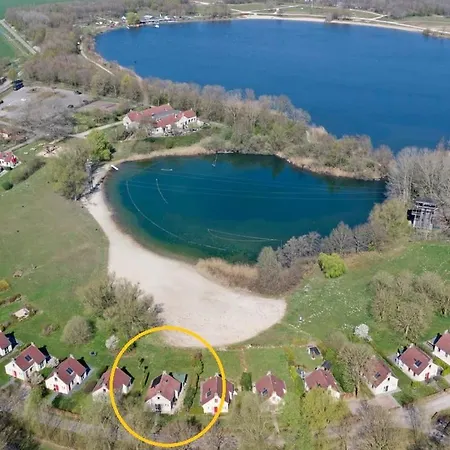 Gezellige Vakantiewoning Aan Het Water In - Recreational Only No Workers Prázdninový dům *